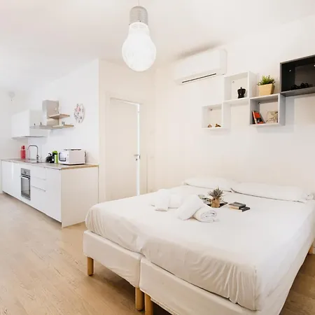 Easylife - Luminoso Appartamento Sui Navigli Milan Exterior photo